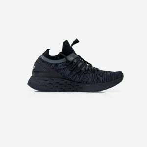 Mercury Black 01